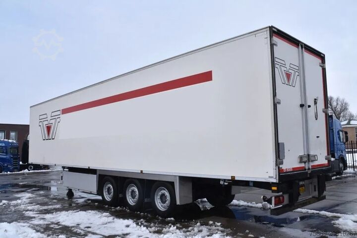 Refrigerated/frozen transport Chereau + THERMO KING SLXe 300 - SLIDING WALL - SAF AXL...