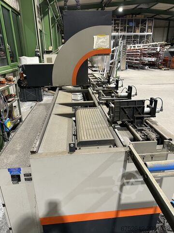 Machining center for aluminum profiles Elumatec SBZ 122 CNC – Profilbearbeitungszentrum
