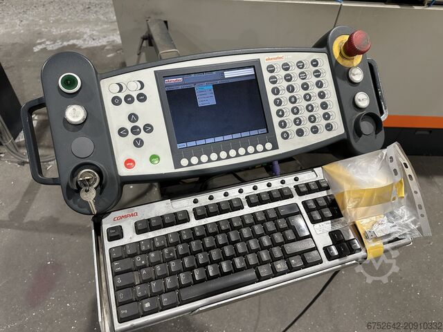 Machining center for aluminum profiles Elumatec SBZ 122 CNC – Profilbearbeitungszentrum