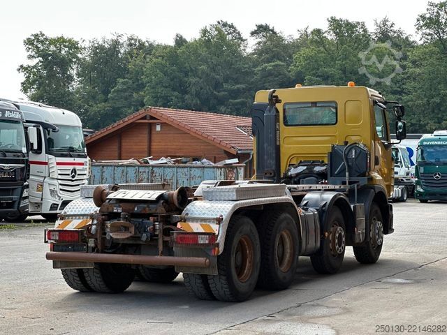 Abrollkipper RENAULT Premium Lander 460.32 8x4 BB HIAB XR26S Hooklift