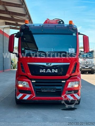 Autotransporter LKW MAN TGS 35.420 8x2-6 BL BEKO/ FASSI/Funk/Klima/Rampe