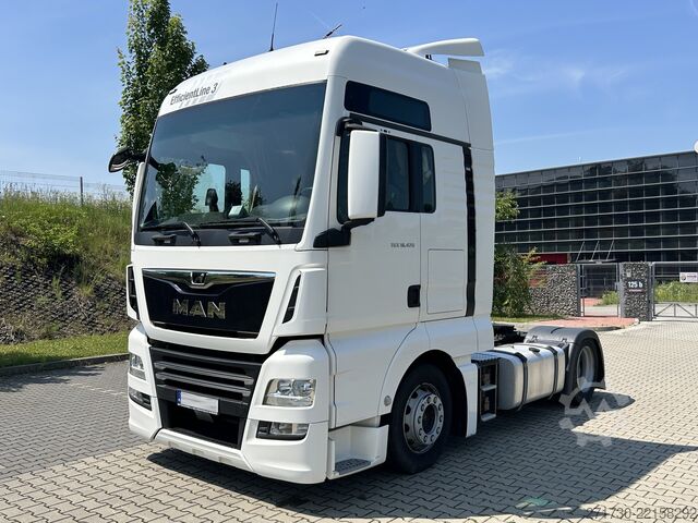 Volume tractor unit MAN TGX 18.470 XXL / LOW DECK / MEGA