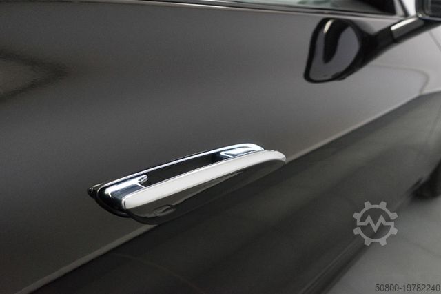 Van MERCEDES-BENZ SL 63 AMG Roadster/Performance+/4Matic/Carbon