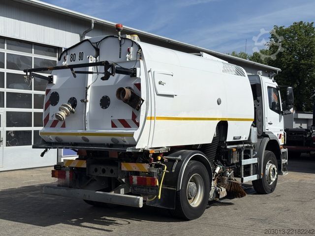 Kehrmaschine MERCEDES-BENZ AXOR 1829 Kehrmaschine BUCHER