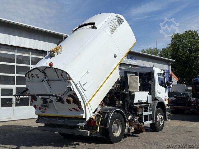 Kehrmaschine MERCEDES-BENZ AXOR 1829 Kehrmaschine BUCHER