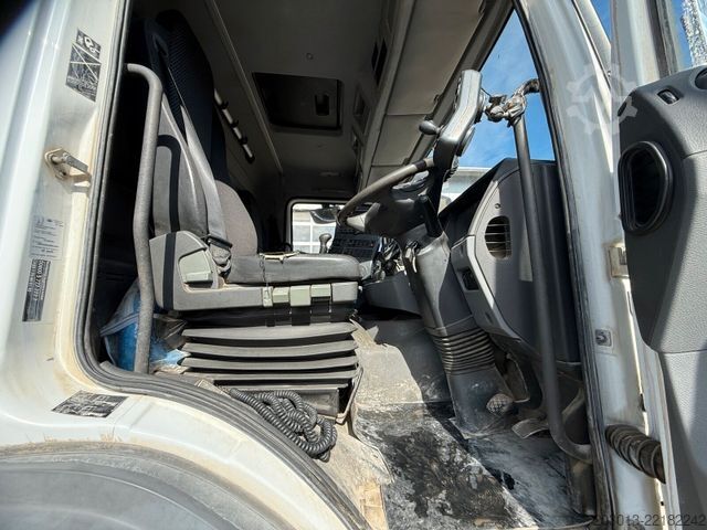 Kehrmaschine MERCEDES-BENZ AXOR 1829 Kehrmaschine BUCHER