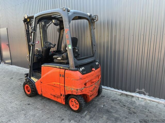 Elektro 4 Rad-Stapler Linde E20PH-01