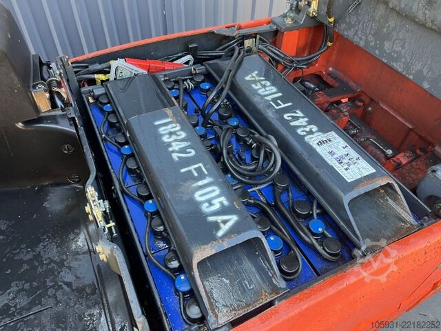 Elektro 4 Rad-Stapler Linde E20PH-01