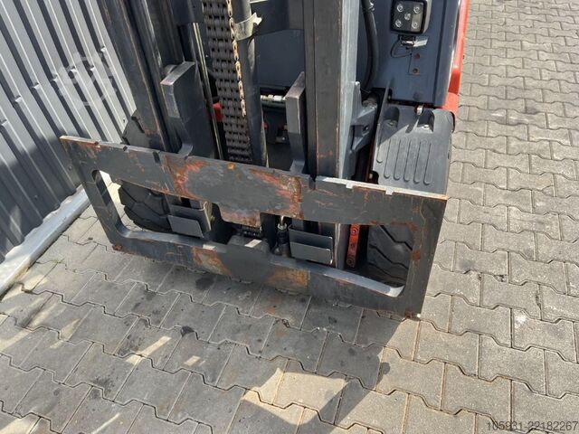 Elektro 4 Rad-Stapler Linde E30-02