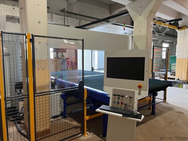 Schneidemaschine für Polyurethanschaum Straszyński Kołodziejczyk Pionowy RV2100/2500 poziomy SK3500