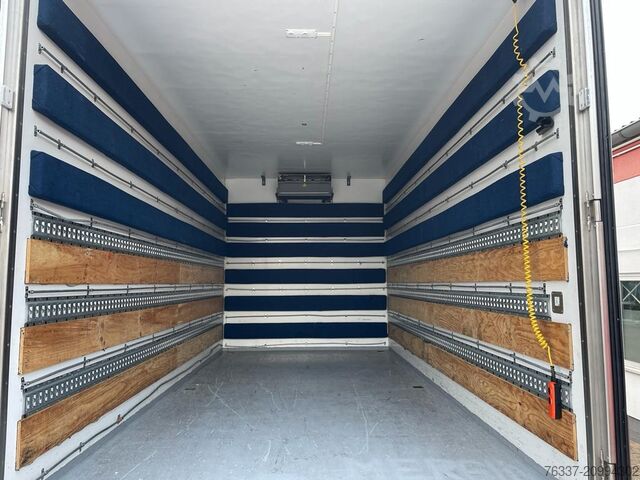 Flower transporter MAN TGL 10.220 TGL 10.220 Doka Blumentransporter