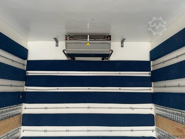 Flower transporter MAN TGL 10.220 TGL 10.220 Doka Blumentransporter