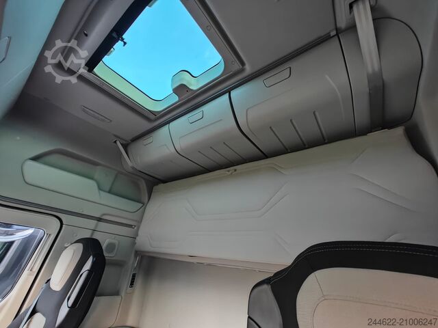 Standard tractor unit Ford Truck F-Max