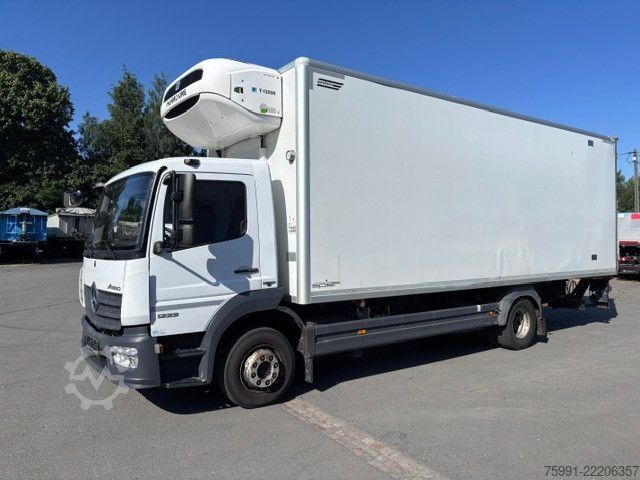 Kühlkoffer-LKW MERCEDES-BENZ Atego 3 Kühlkoffer Thermoking Ladebordwand Cools