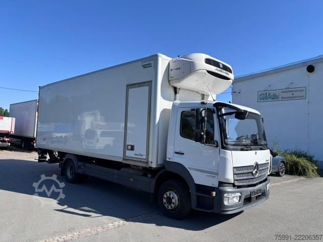 Kühlkoffer-LKW MERCEDES-BENZ Atego 3 Kühlkoffer Thermoking Ladebordwand Cools