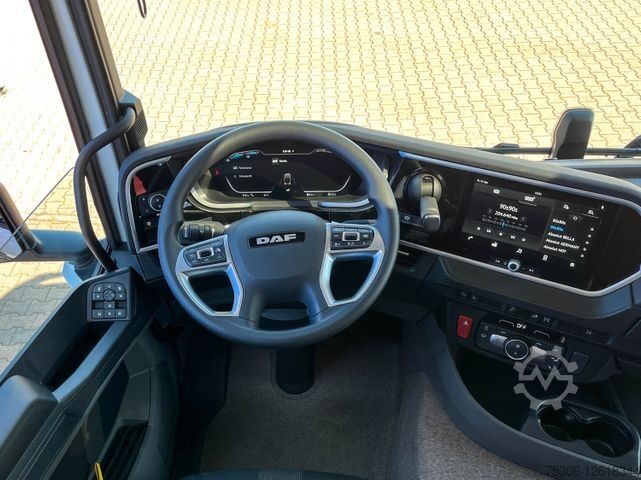 Kipper LKW DAF XDC 370 FA Meiller Krankipper HMF