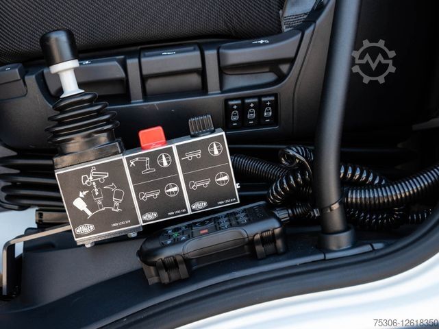 Autokran DAF XDC 370 FA Meiller Krankipper HMF