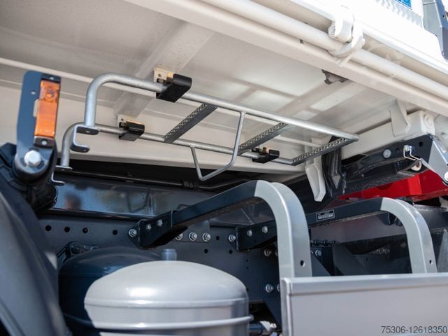 Autokran DAF XDC 370 FA Meiller Krankipper HMF