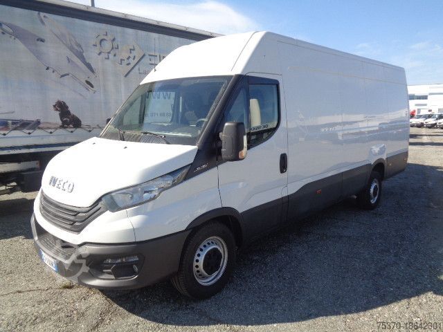 Panel van IVECO DAILY 35S16 - 4100