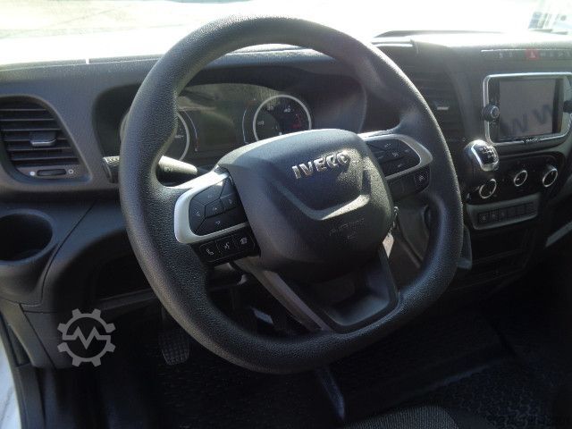 Panel van IVECO DAILY 35S16 - 4100