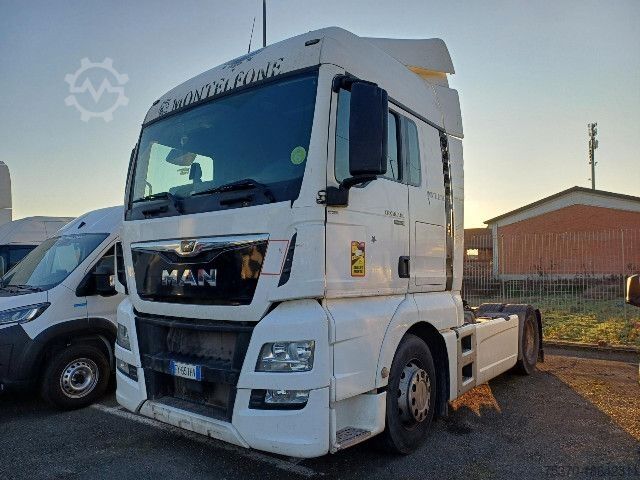 Standard tractor unit MAN 18.480