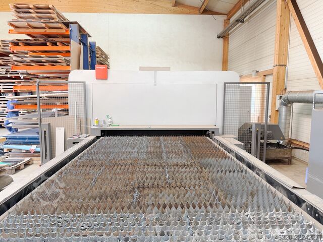 < 600 h 6kW fiber laser, new resonator BYSTRONIC BySprint Fiber 4020 6kW