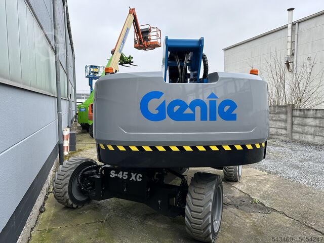 Genie S-45 XC Diesel-Teleskoparbeitsbühne Genie S-45 XC