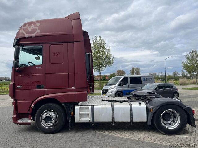 Standard tractor DAF XF 440 FT SSC / Retarder / NL Truck