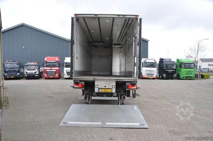 Refrigerated/frozen transport Scania P250 ECF BOX + TRS TWIN-COOL + DHOLLANDIA