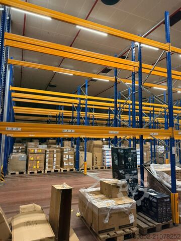 Schwerlastregal Palettenregale 14 lfm Jungheinrich MPB Palettenregale H: 500cm, Fachlast: 2100 kg