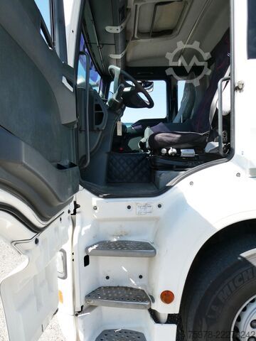 Roll-off tipper truck MAN TGA 26 360