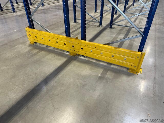High-bay warehouse Jungheinrich MPB