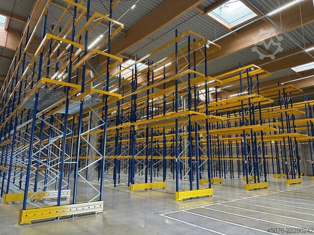 High-bay warehouse Jungheinrich MPB