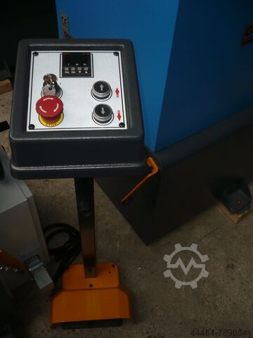 3-Walzen Rundbiegemaschine Ostas ORM 1570 x 140