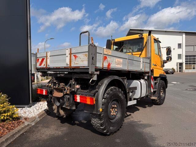 Ladepritsche Mercedes-Benz Unimog U300 4x4 Vario-Pilot