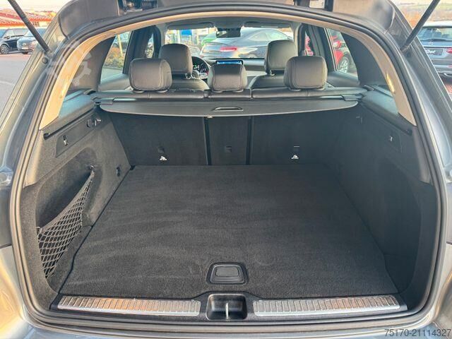 Loading platform Mercedes-Benz GLC 300 4M AMG Distr+360°+Memory+Ambiente+Carpla