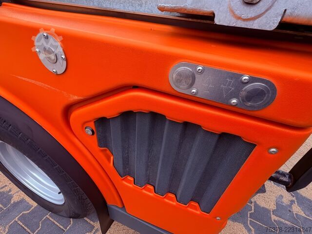 Public utility vehicle Hako Citymaster 1600 4x4 Kehrm.+Winter+1.Hand