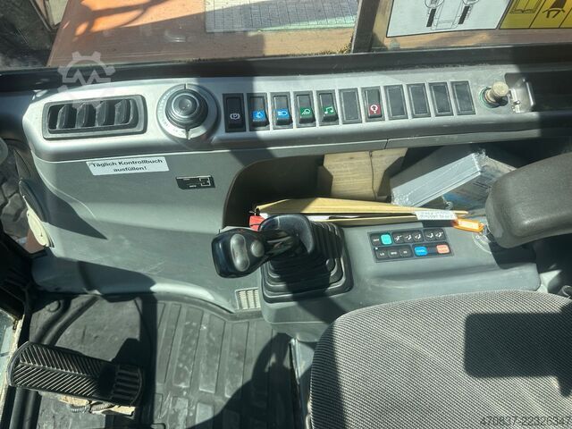 Mobile excavator BOBCAT E 55W Mobilbagger