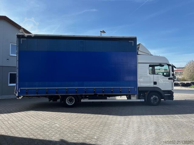 Schiebeplane MAN TGL 8.220 Jumbo Gardine