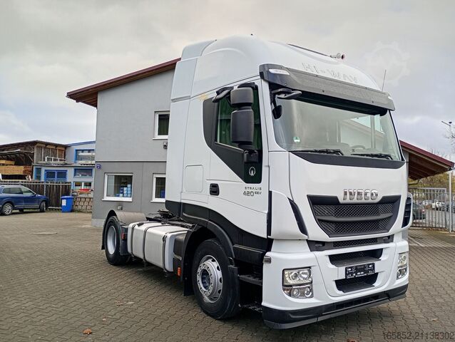 IVECO Stralis 420 truck tractor IVECO Stralis 420