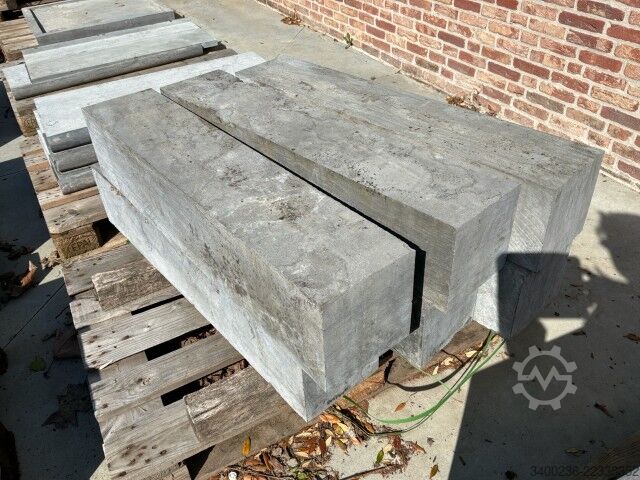 Bluestone curbstone (6x)  