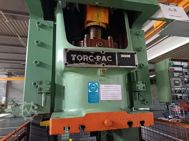 AMADA TP-150C-X2 150t eccentric press AMADA TP-150C-X2