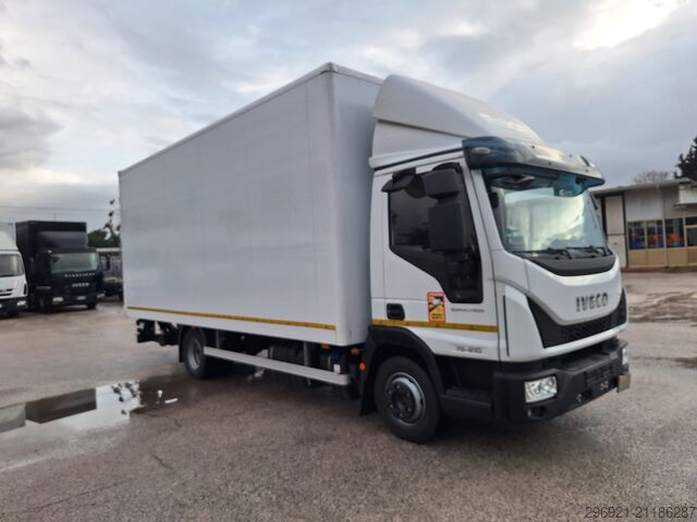 Box truck Iveco EuroCargo 75