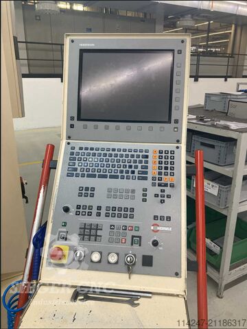 Vertikales Bearbeitungszentrum HERMLE U740