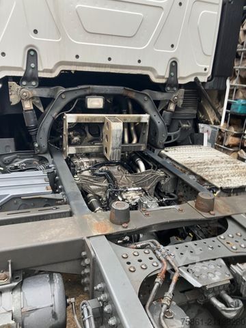 Wechselfahrgestell LKW MERCEDES-BENZ 2545 Bigspace Retarder