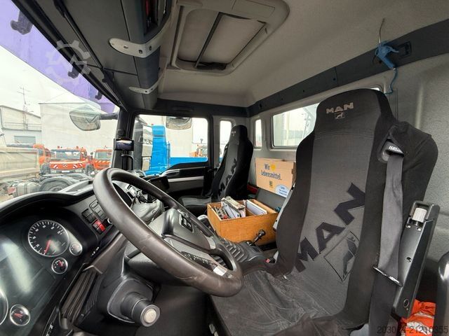 Saugwagen MAN 28.400 6x2 Kanalreiniger Kombi MÜLLER 10.500 L