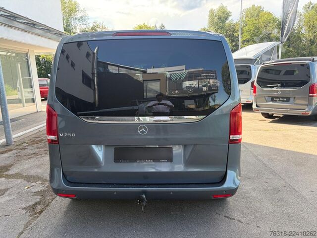 Minibus Mercedes-Benz V 250 d 4MATIC Kompakt LED+AHK+Cam.+Navi+AUT+PTS