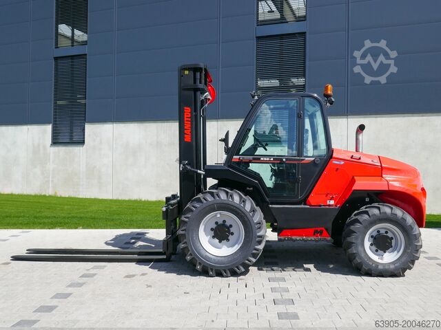 All-terrain forklift Manitou M 50-4