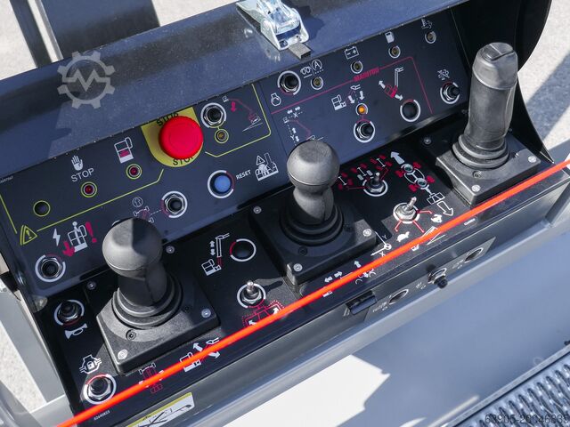 Teleskoparbeitsbühne Manitou 220 TJ Plus