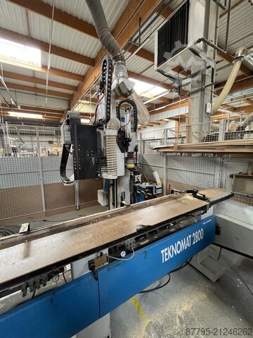 Bearbeitungszentrum mit Durchlauf MASTERWOOD TECHNOMAT 2800